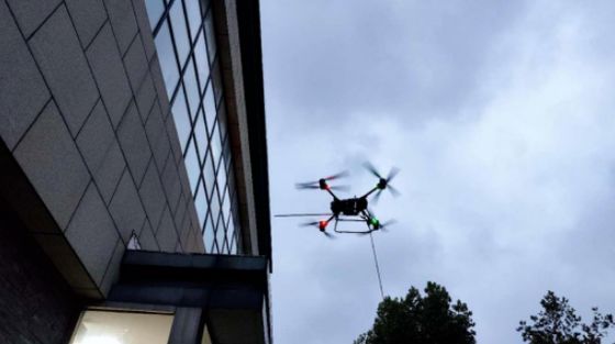 kupować Dron z wieloczujnikowym ładunkiem do mycia okien online manufacture